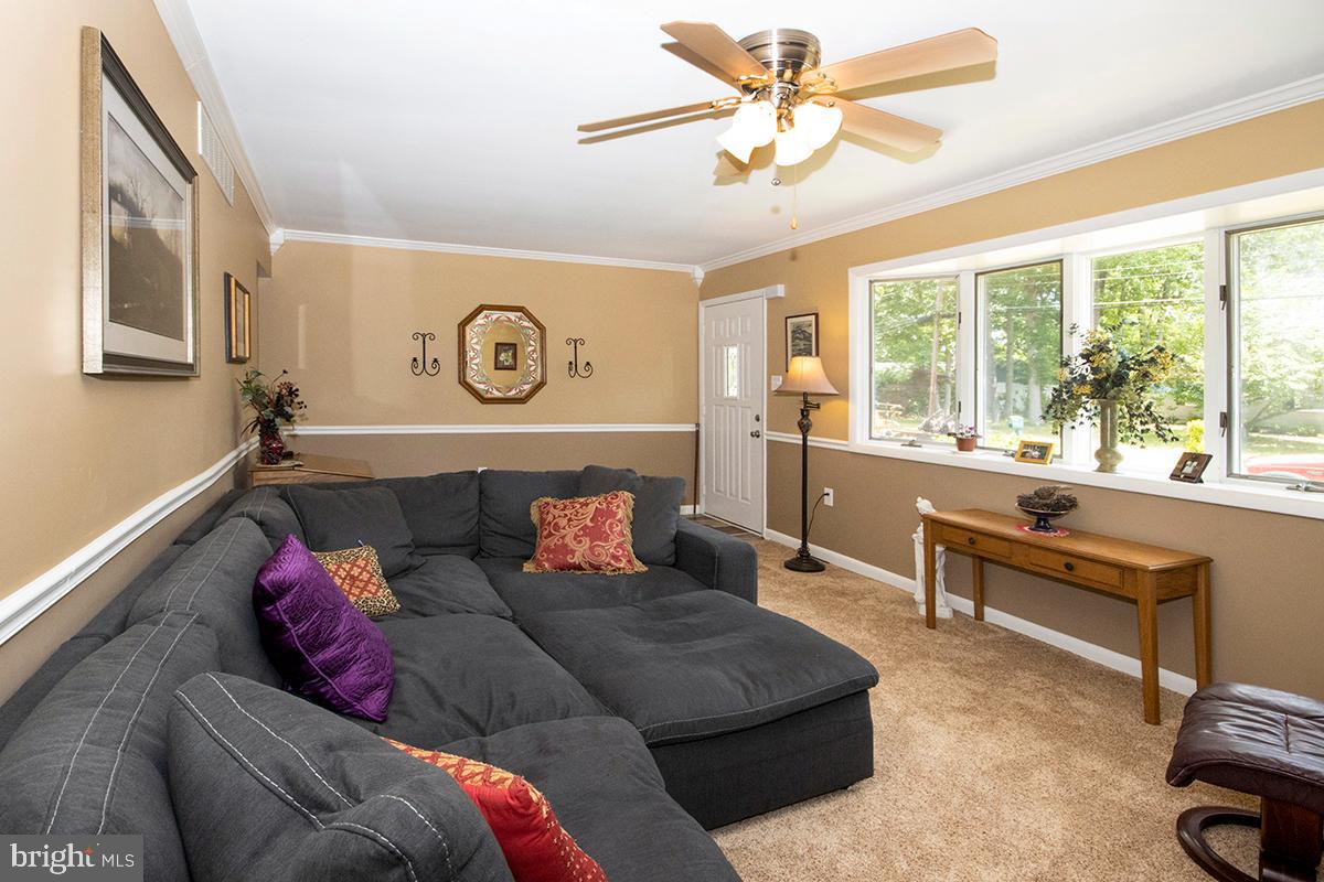 205 W Elm Ave
