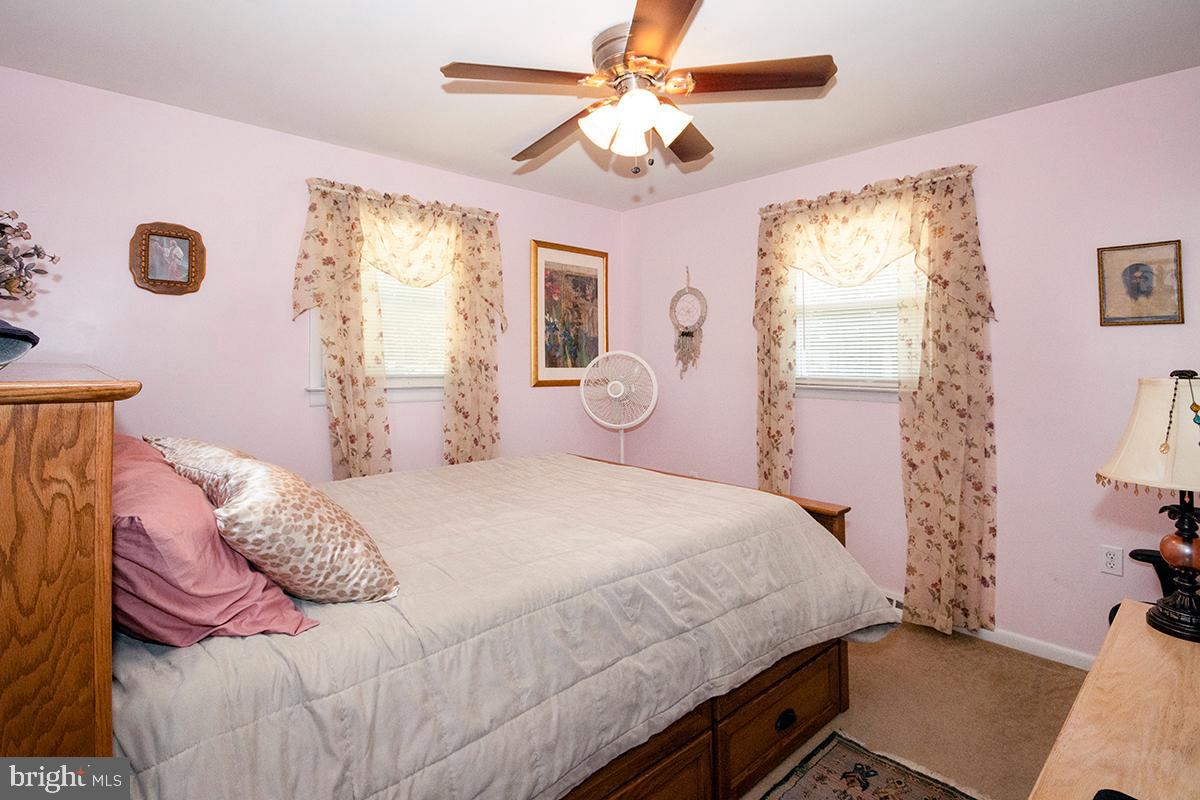 205 W Elm Ave