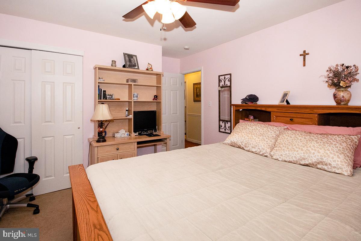 205 W Elm Ave