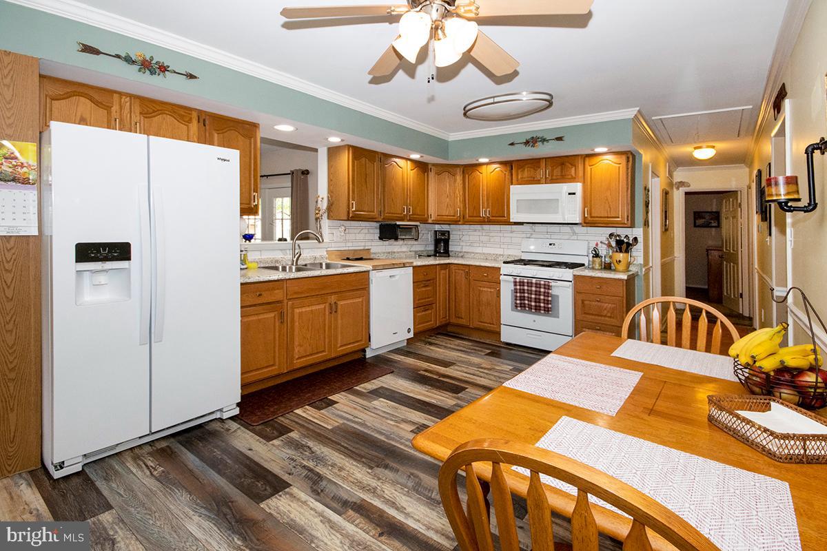 205 W Elm Ave