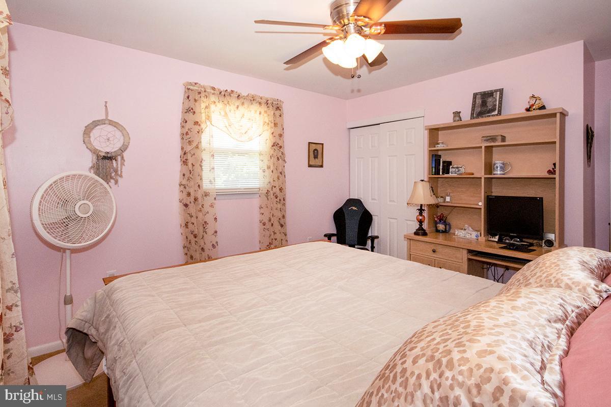 205 W Elm Ave