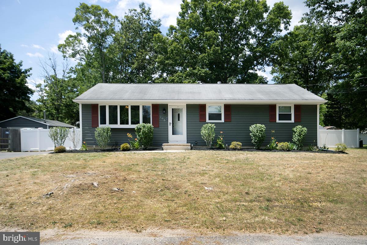 205 W Elm Ave