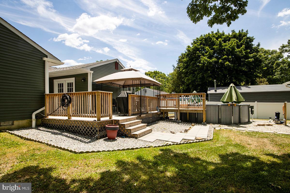 205 W Elm Ave