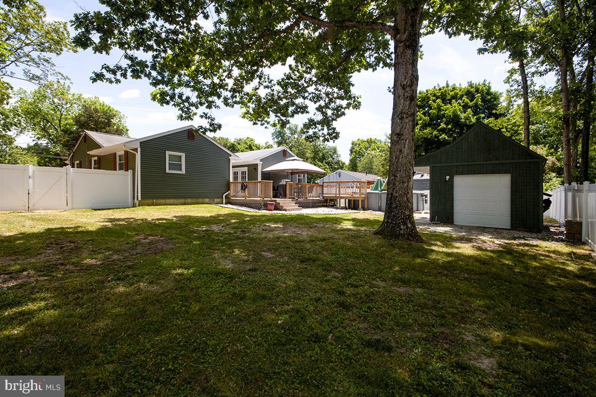 205 W Elm Ave