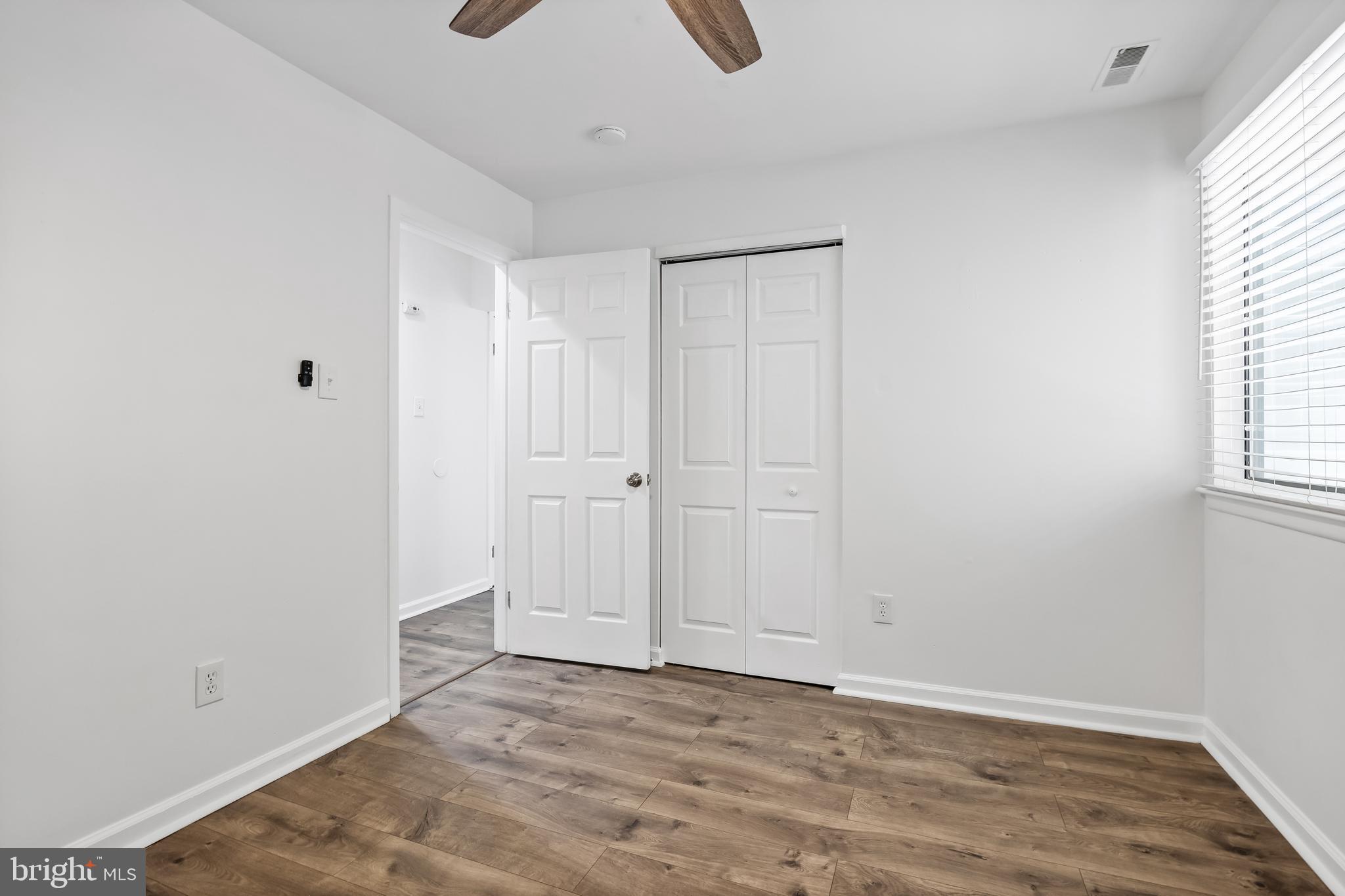 502 Barclay Walk