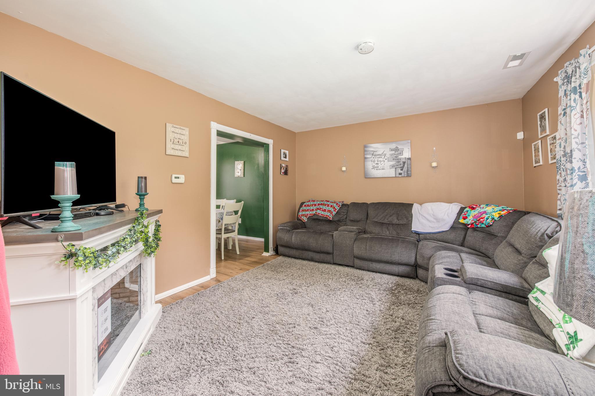 43 Windmill Dr