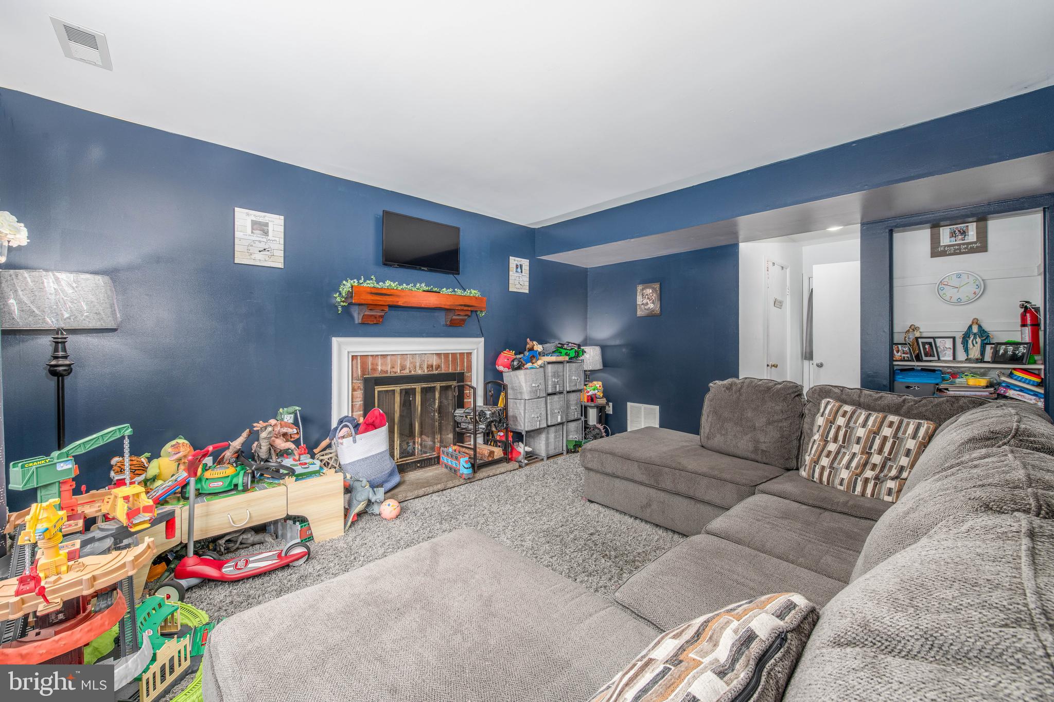 43 Windmill Dr