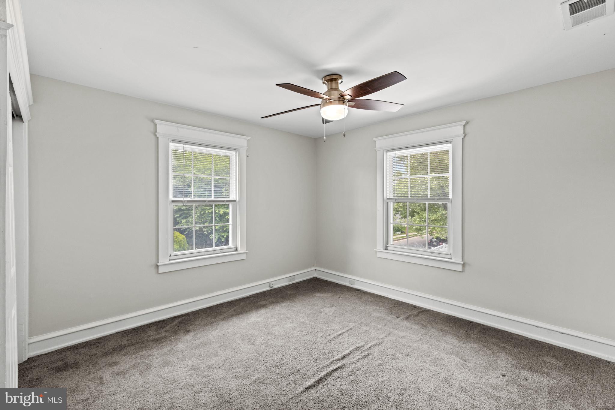 1223 Newton Ave