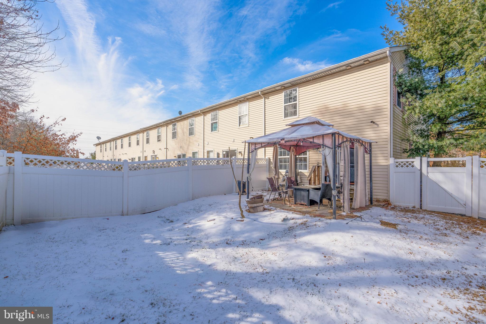 44 Normans Ford Dr