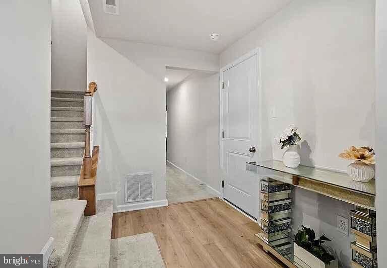 31 Continental Blvd