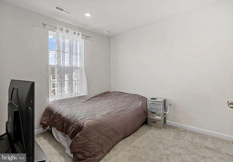 31 Continental Blvd