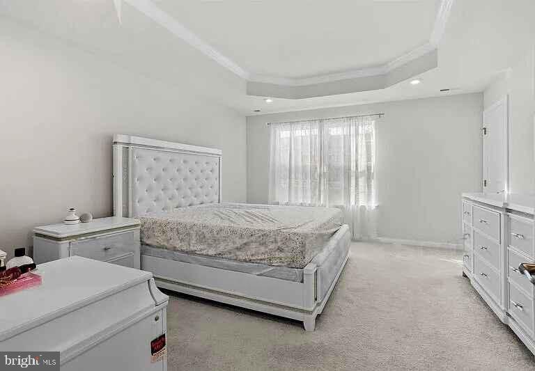 31 Continental Blvd