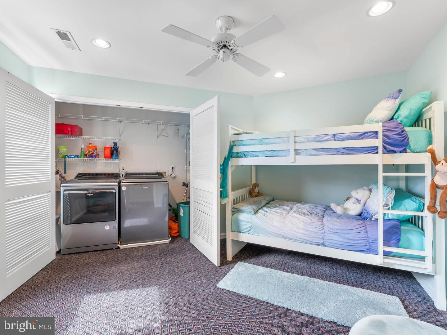 28 Vanessa Ct