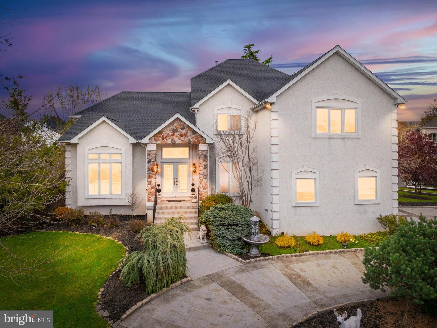 28 Vanessa Ct