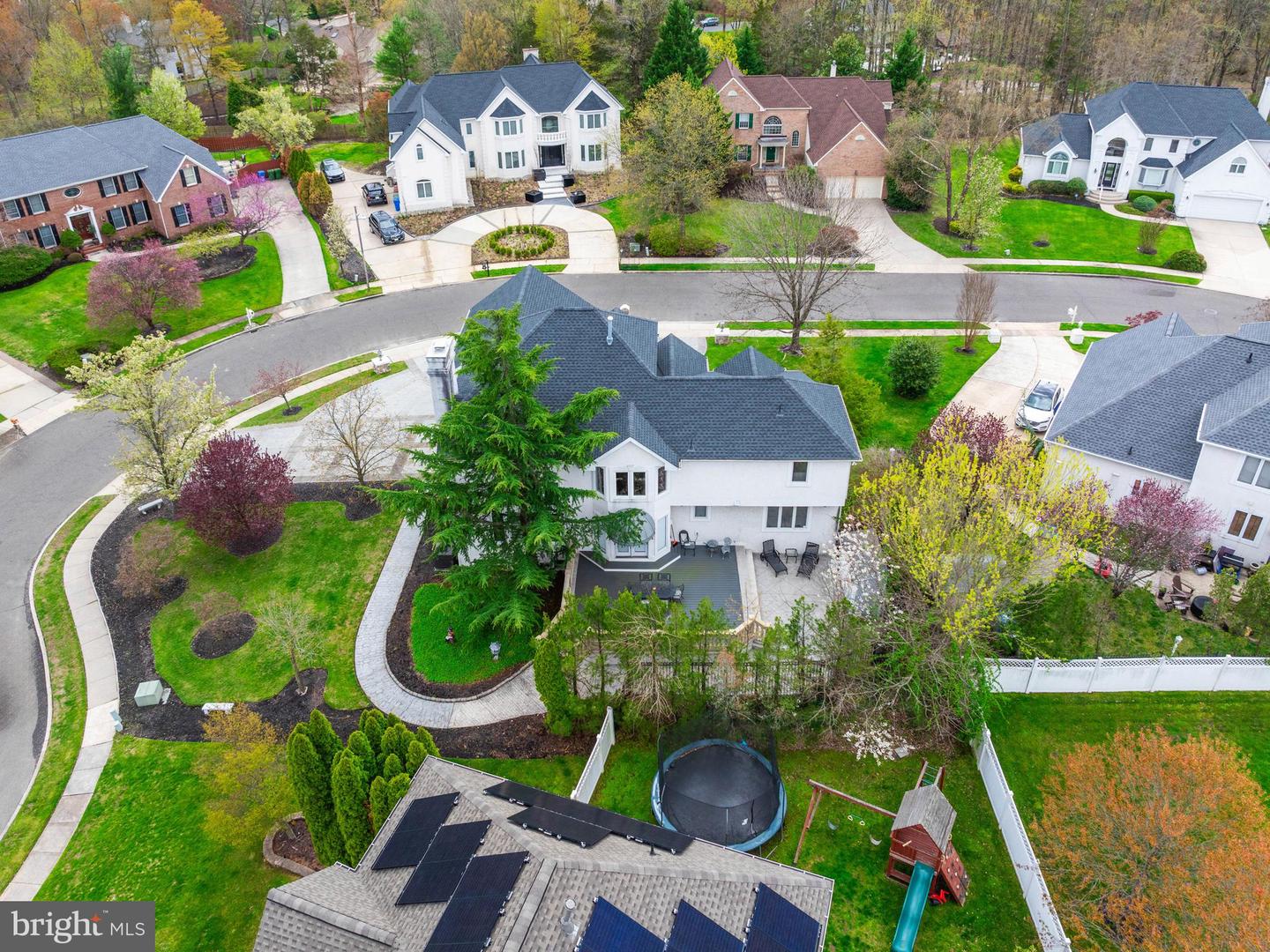 28 Vanessa Ct