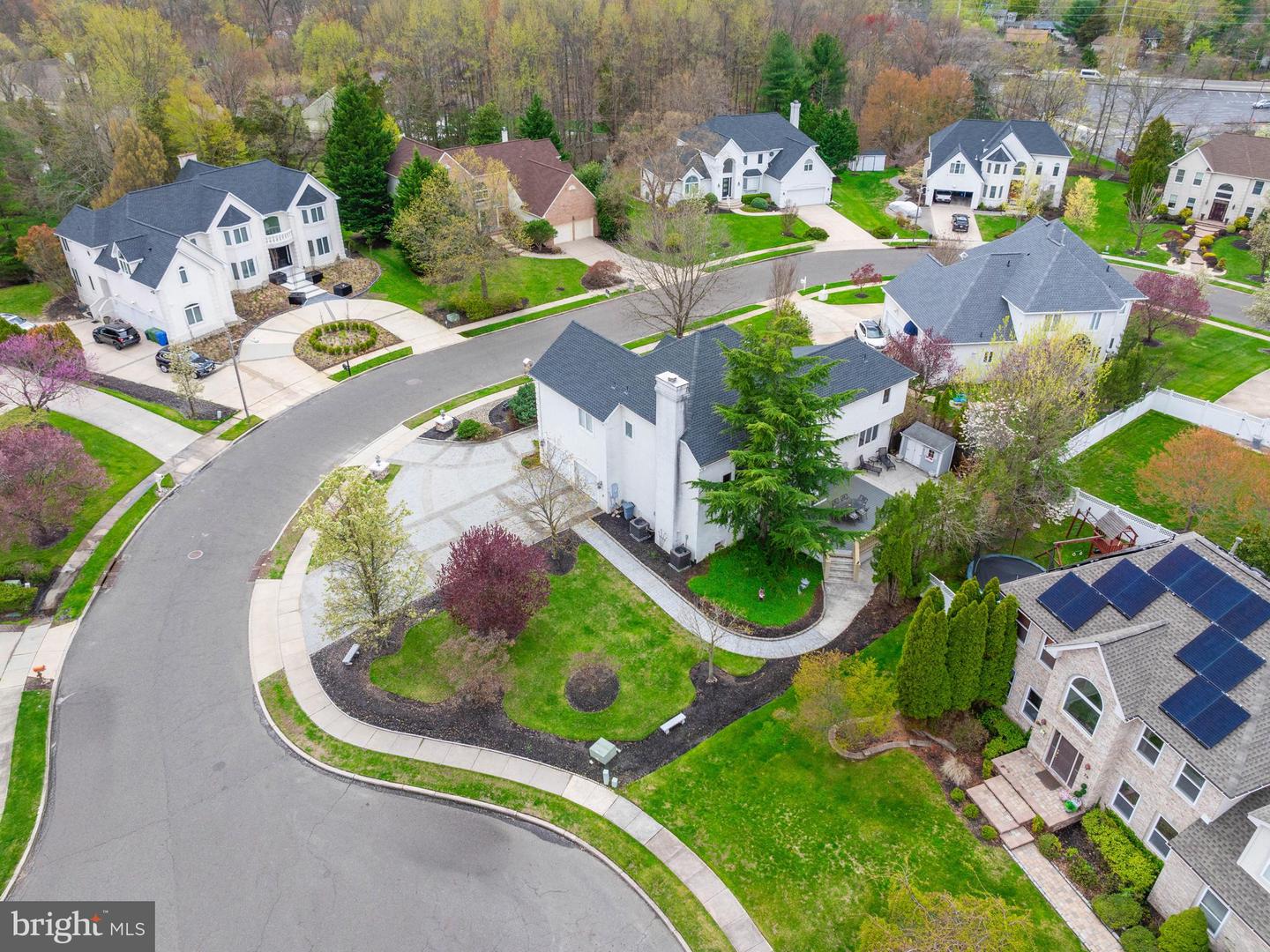 28 Vanessa Ct