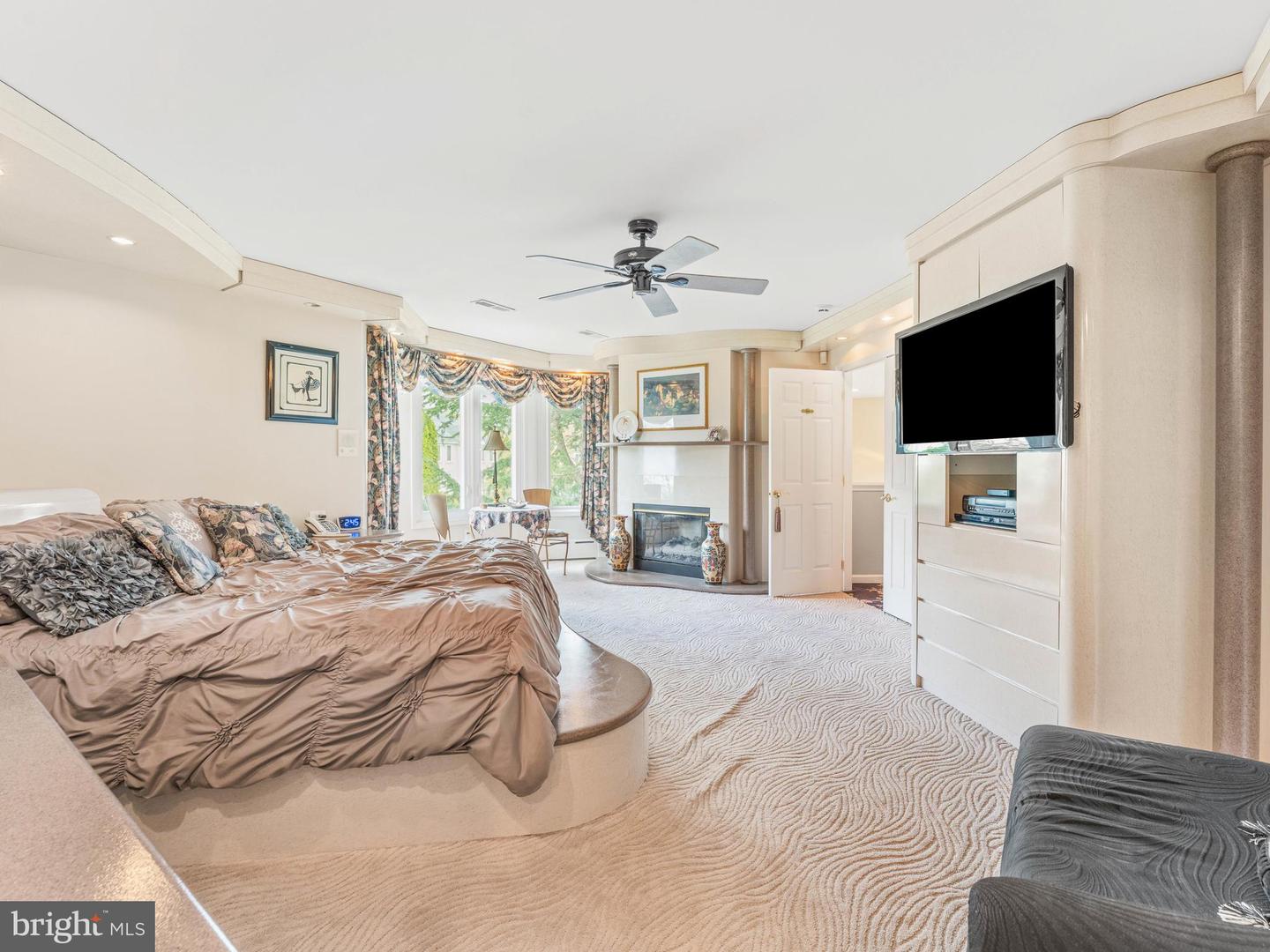 28 Vanessa Ct