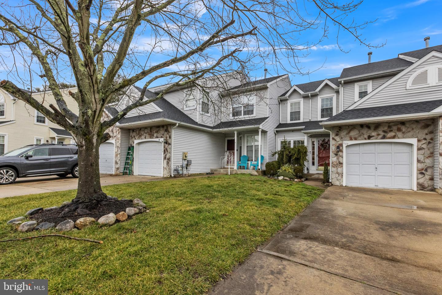 1172 Meadows Dr