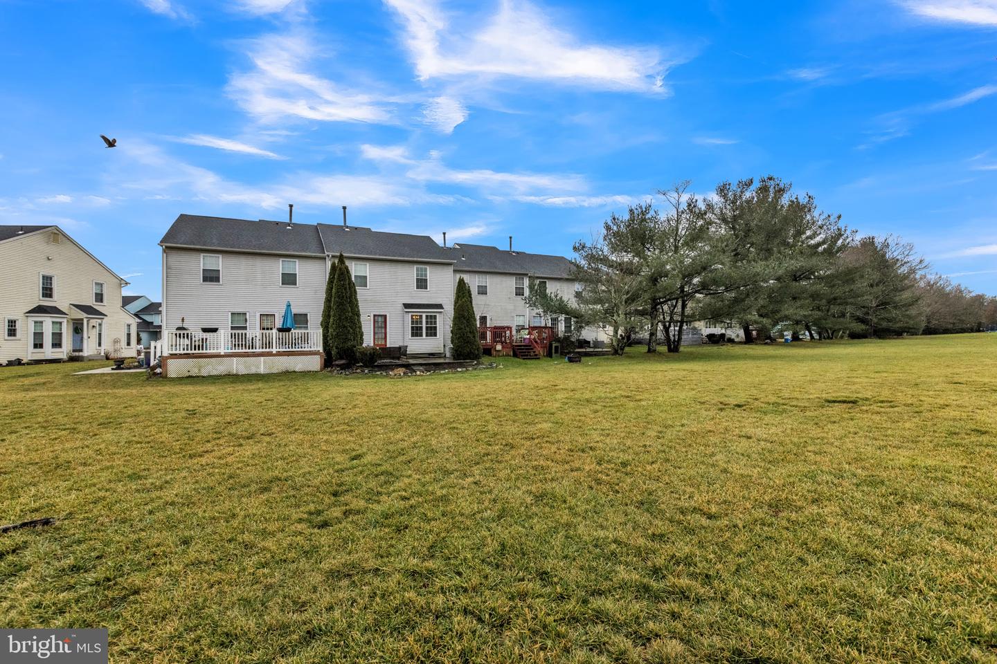 1172 Meadows Dr