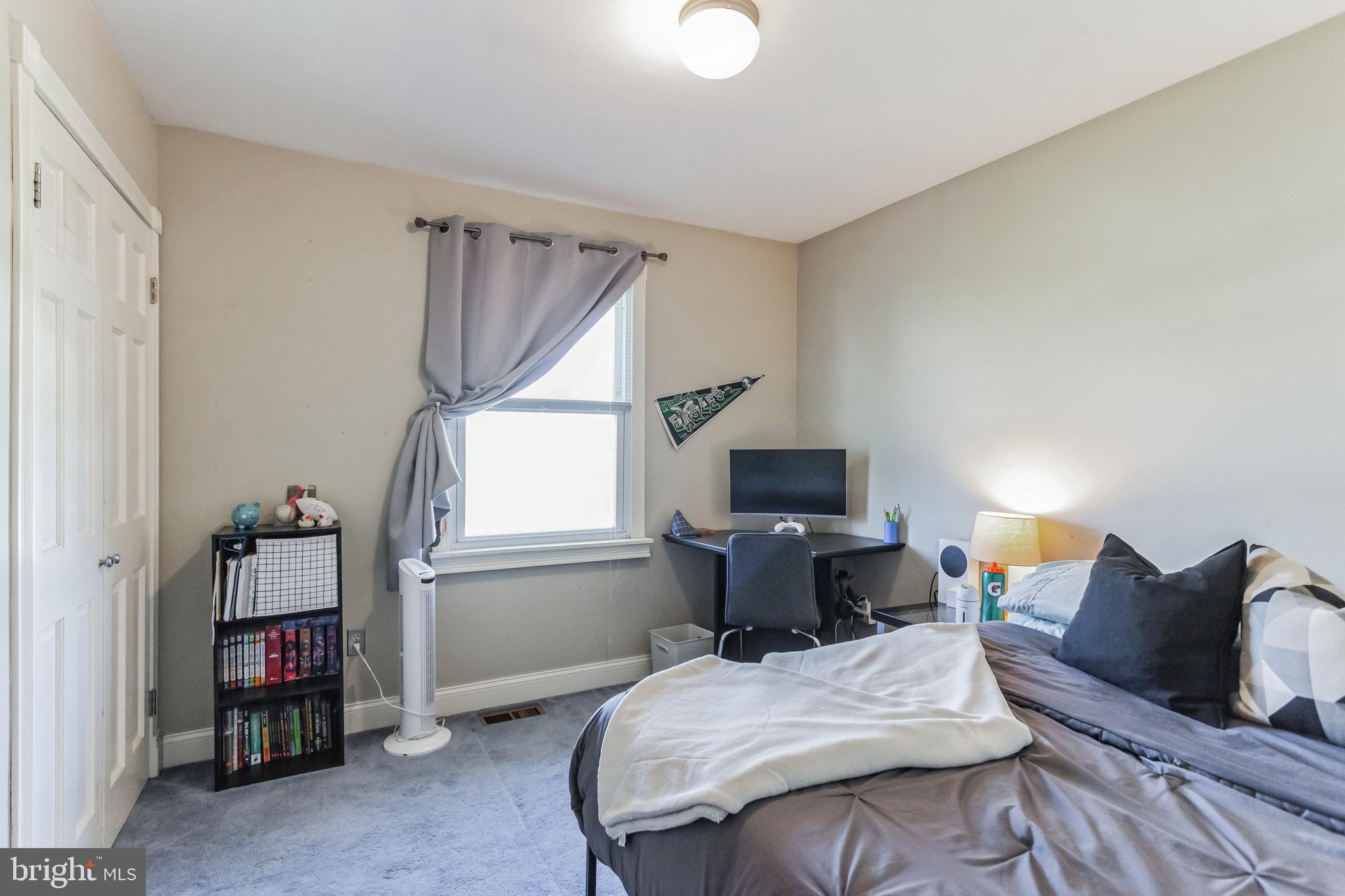 62 Appletree Ln