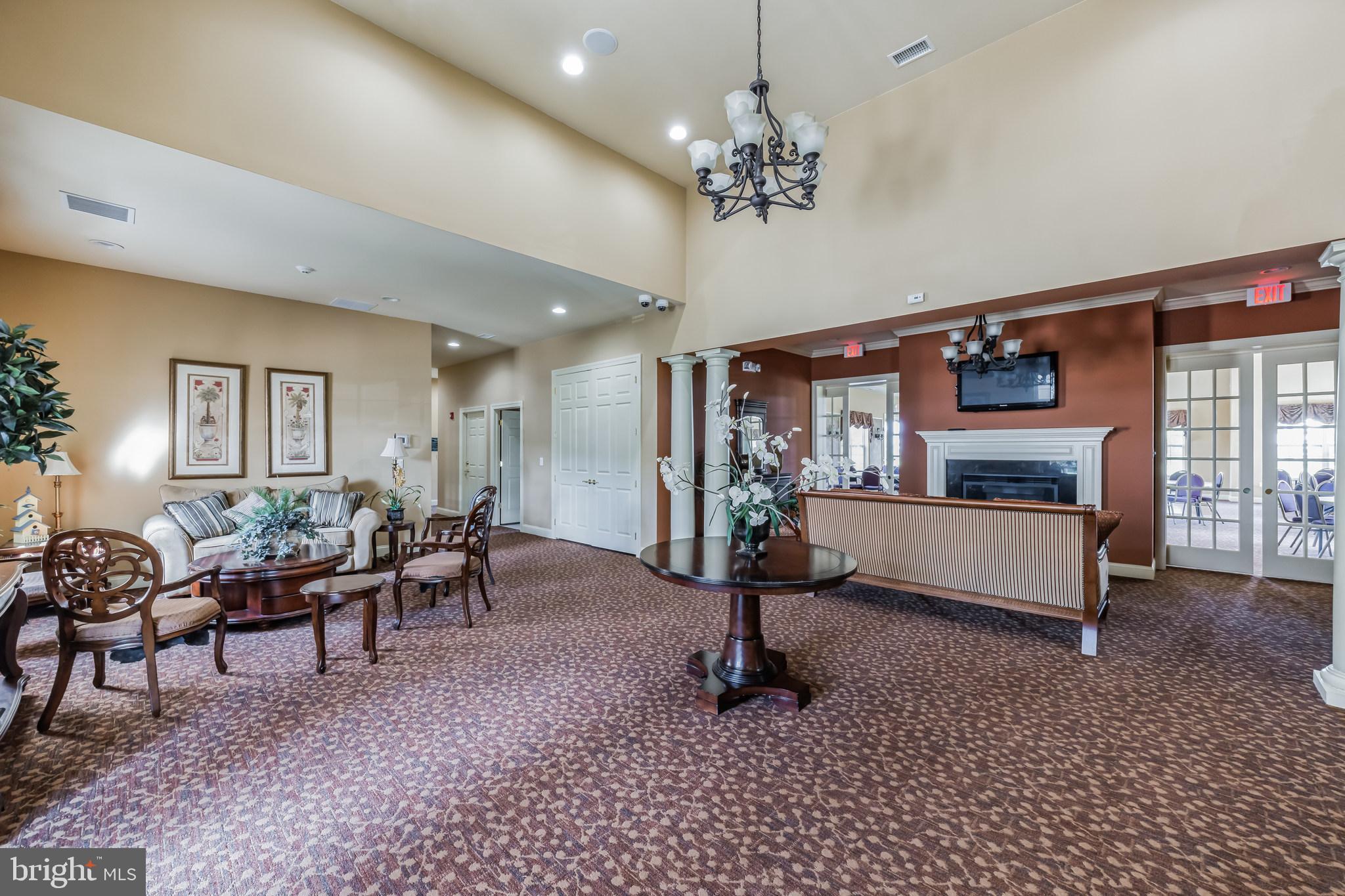 612 van Gogh Ct