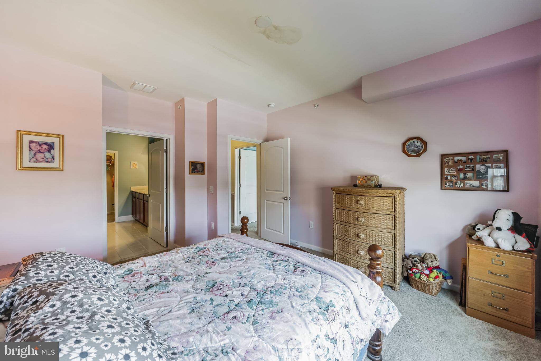 612 van Gogh Ct