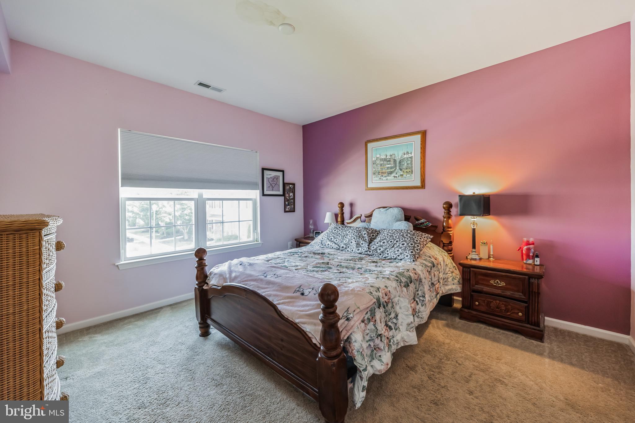 612 van Gogh Ct