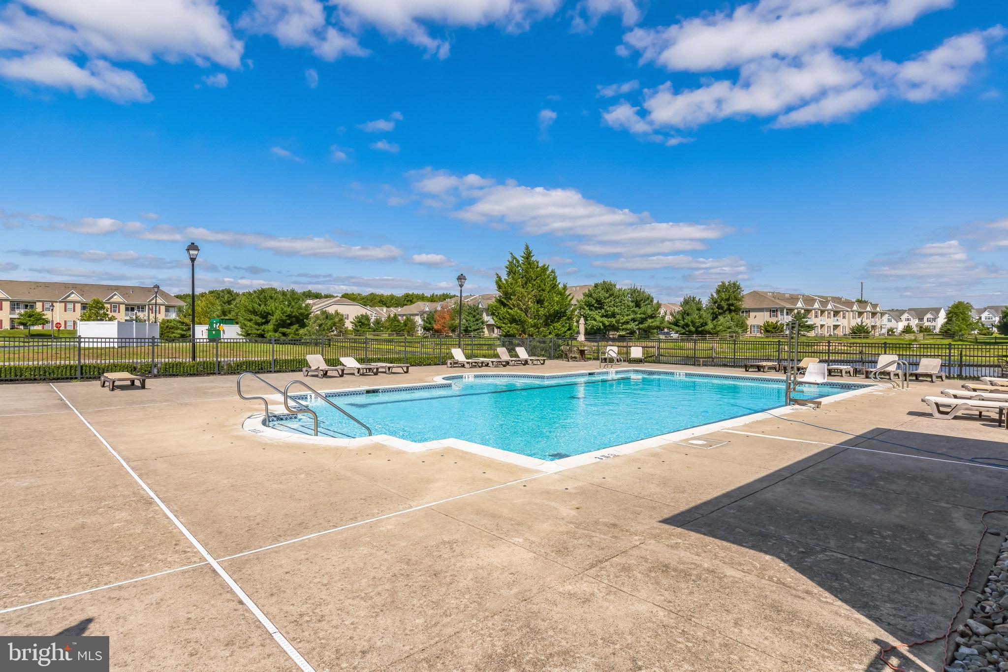 612 van Gogh Ct