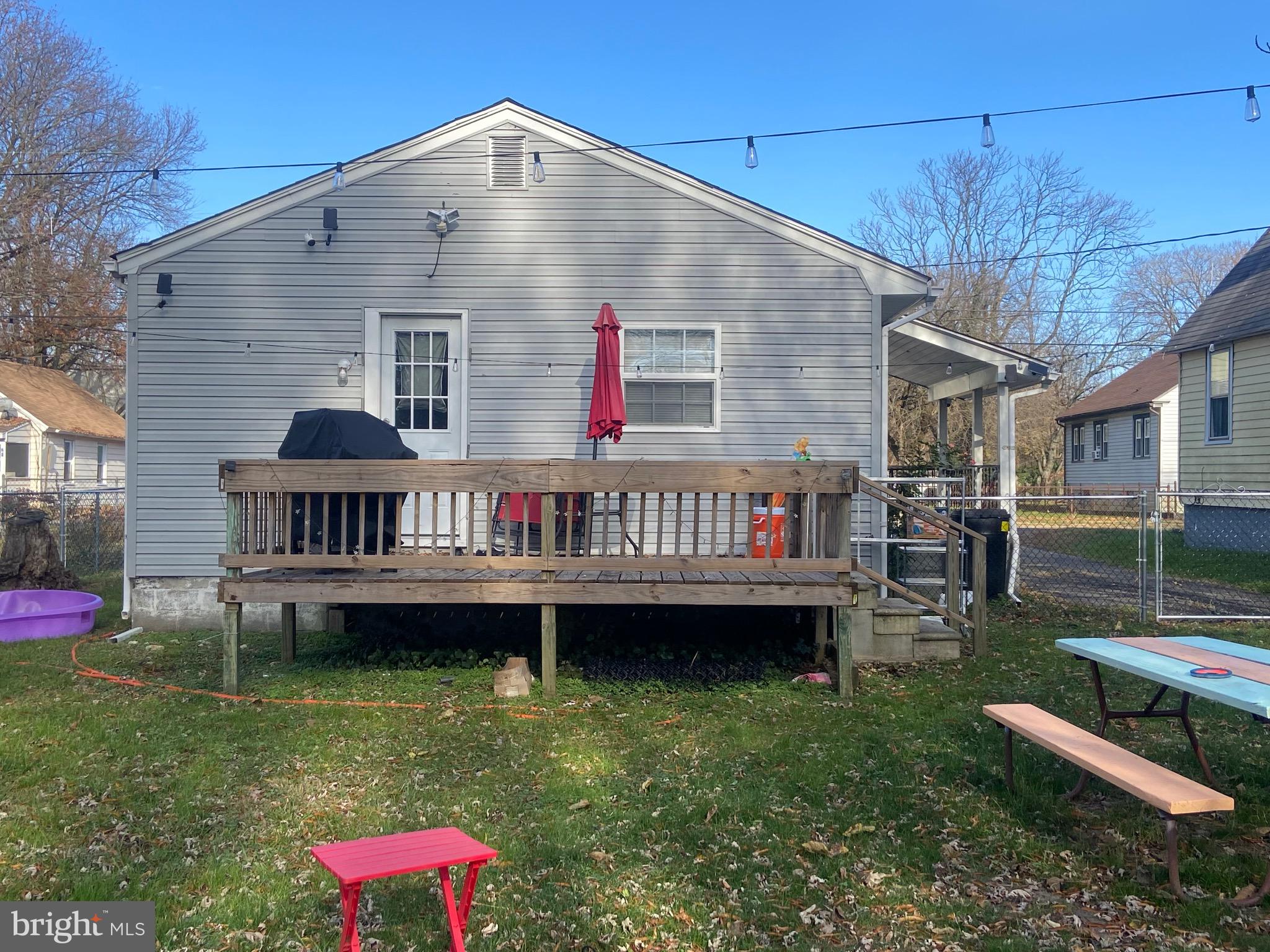 68 Poplar St