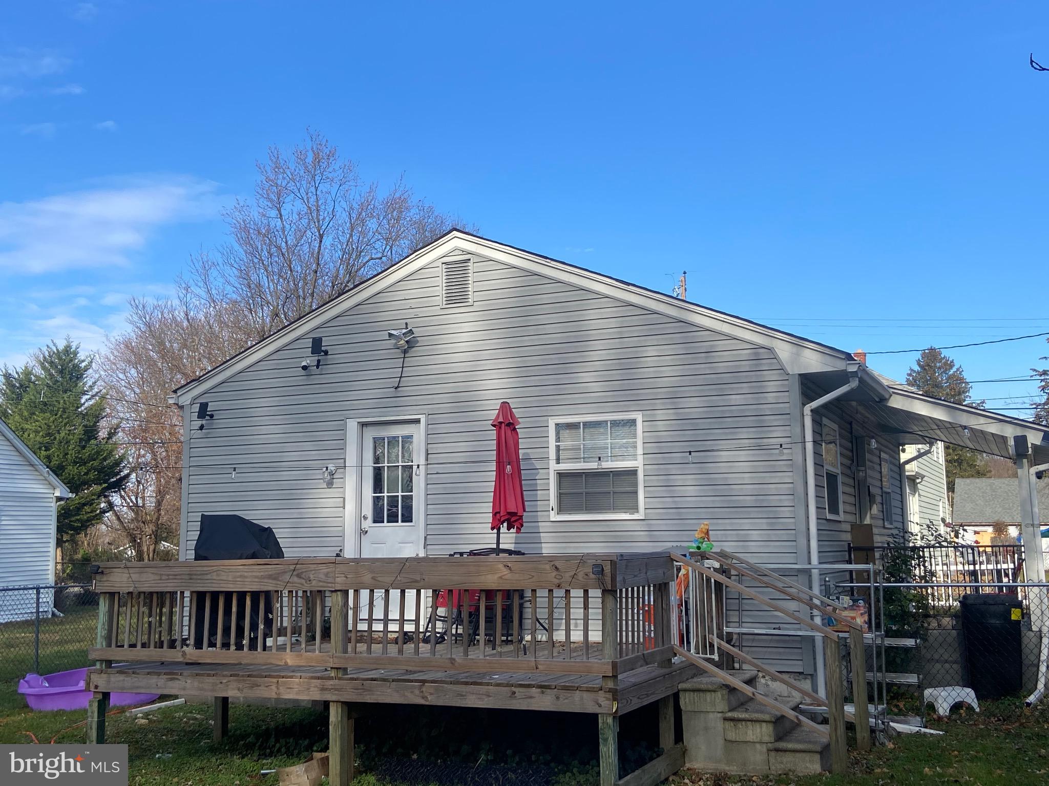 68 Poplar St