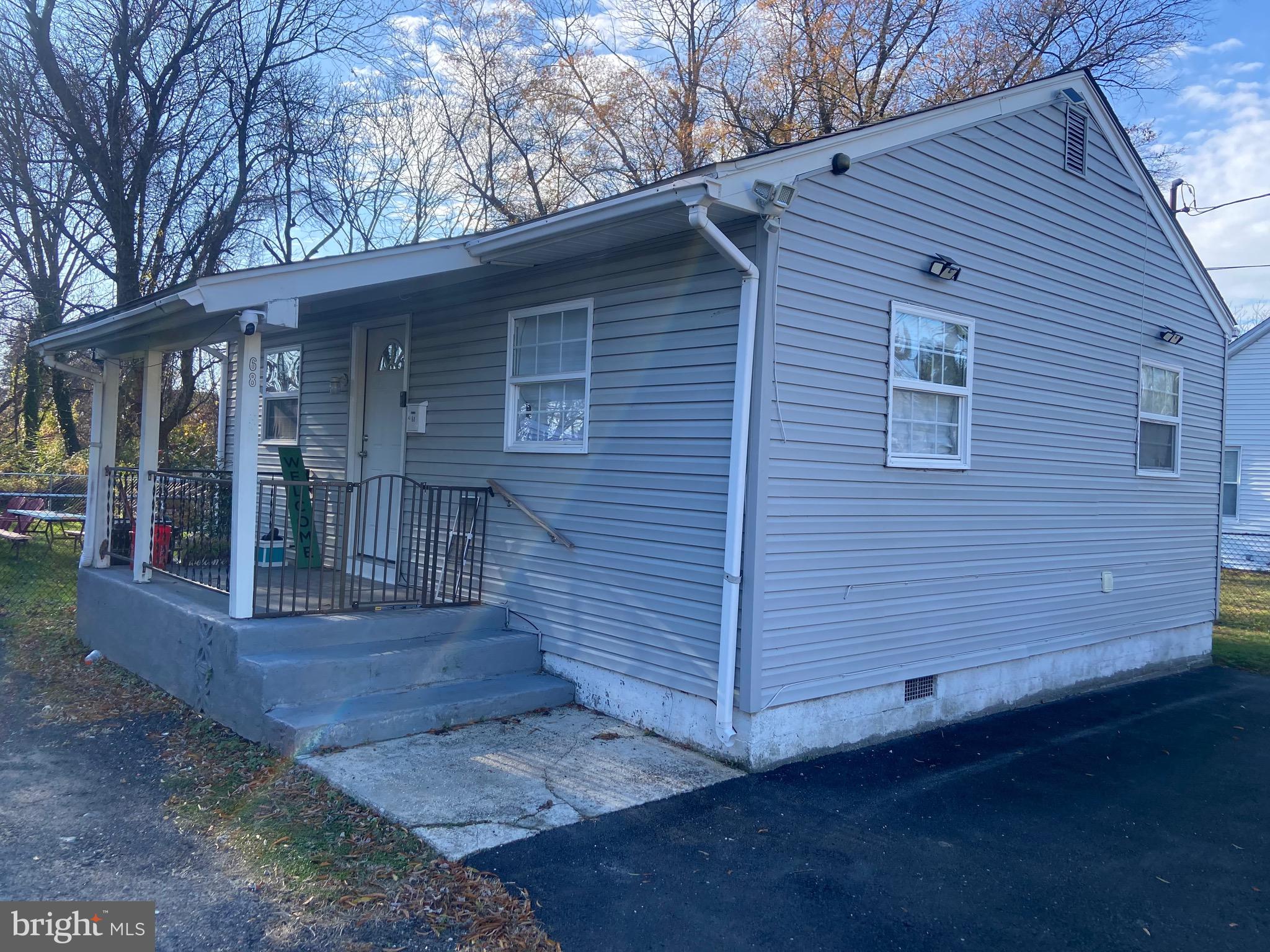 68 Poplar St