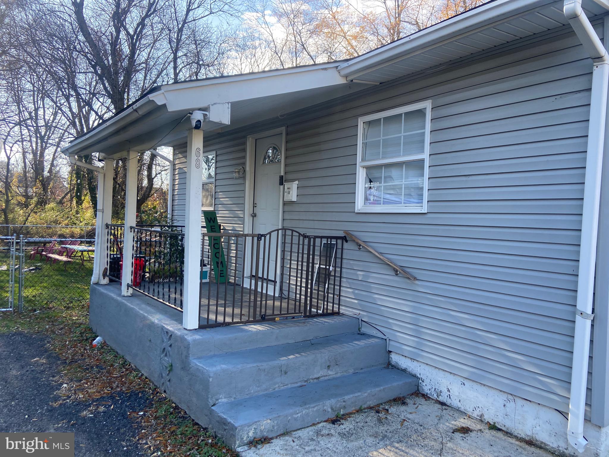 68 Poplar St