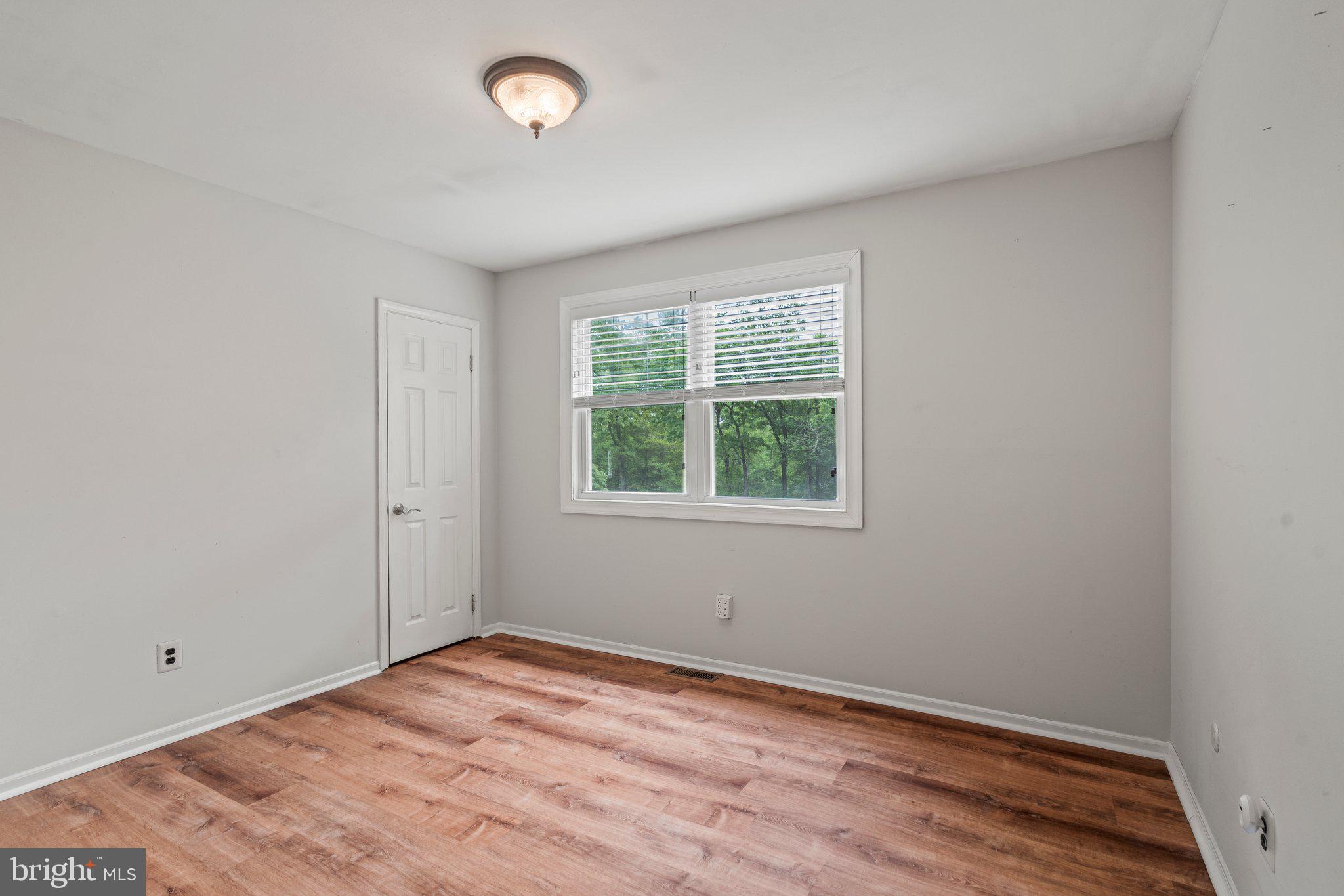1069 Porchtown Rd