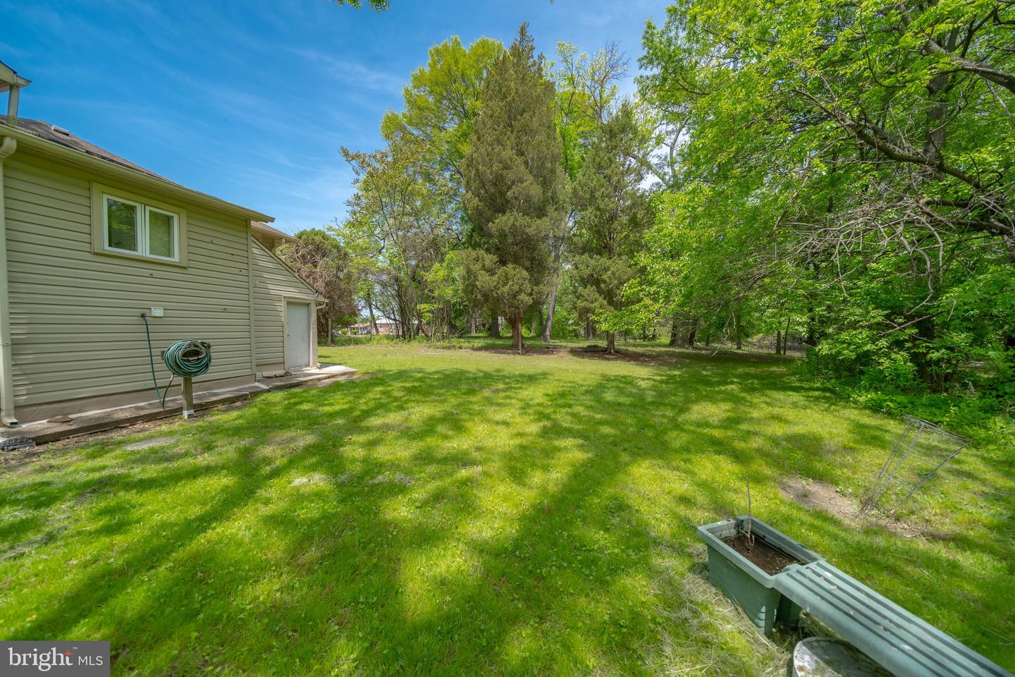 215 4th Ave