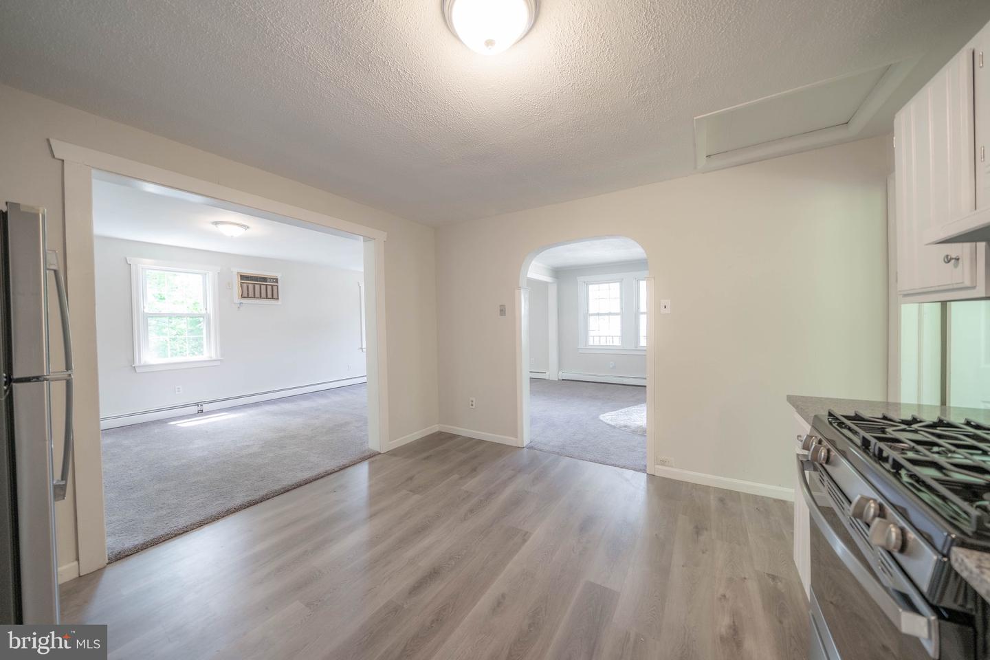215 4th Ave