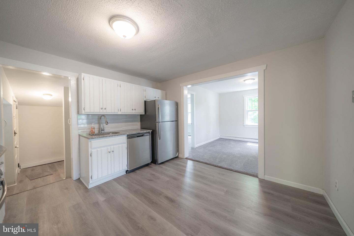 215 4th Ave