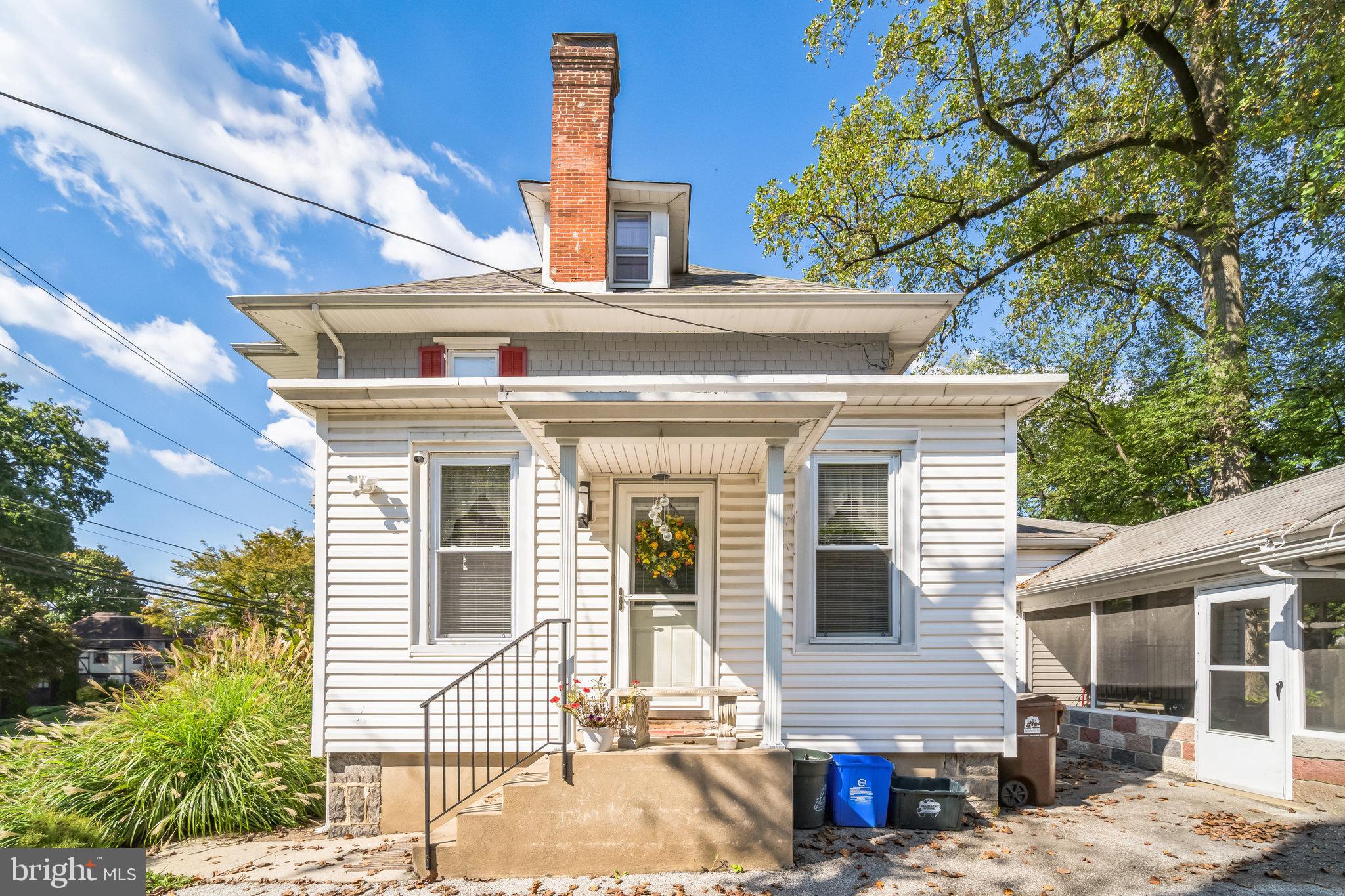 90 W Greenwood Ave