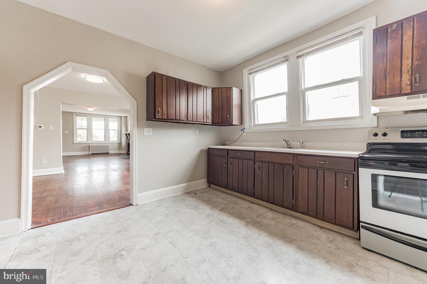 125 W Wood St