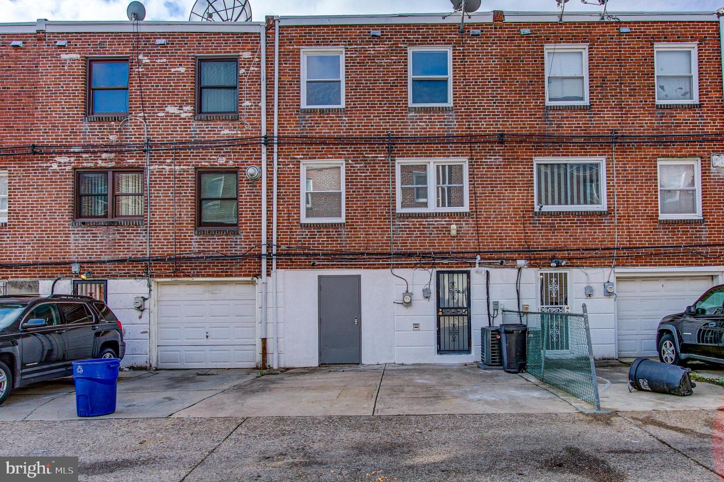 8261 Williams Ave