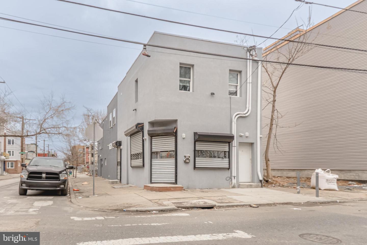 2100 N 7th St