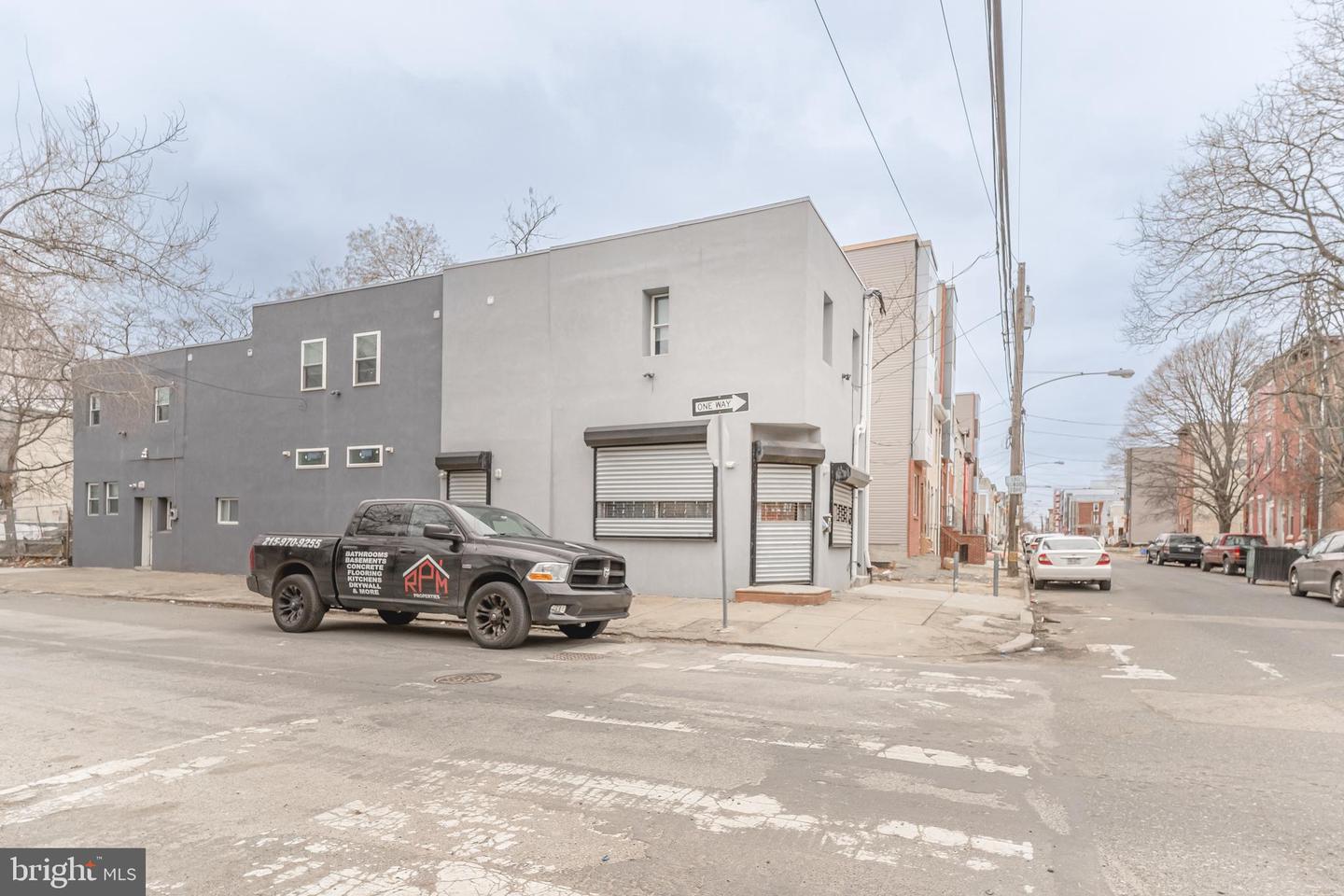 2100 N 7th St