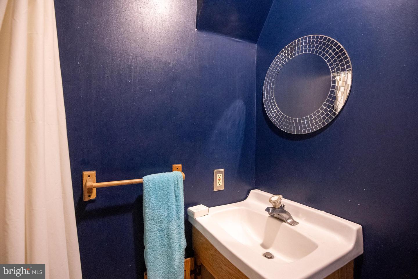 417 Ripka St