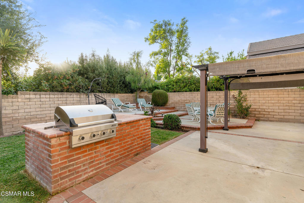 6080 Sunnycrest Drive