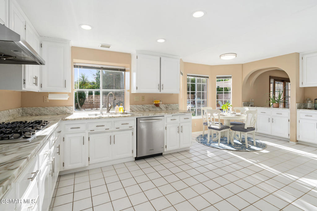 6080 Sunnycrest Drive