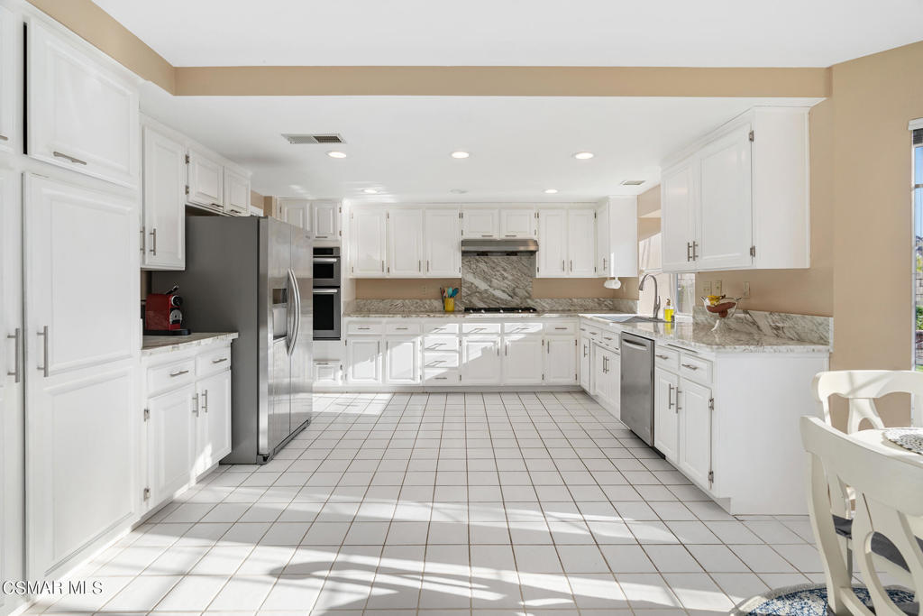 6080 Sunnycrest Drive