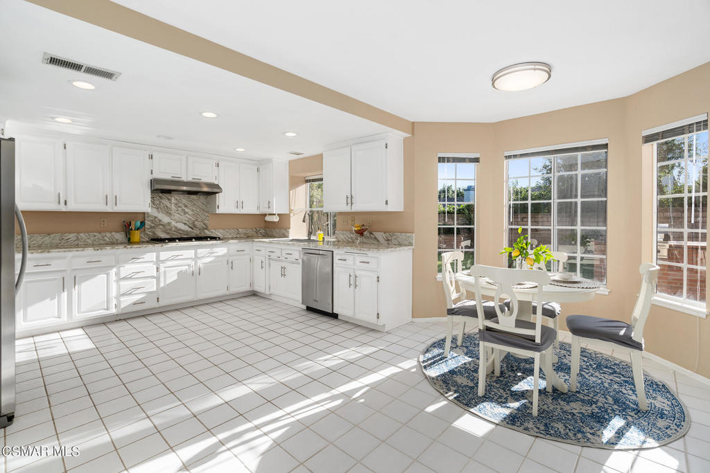 6080 Sunnycrest Drive