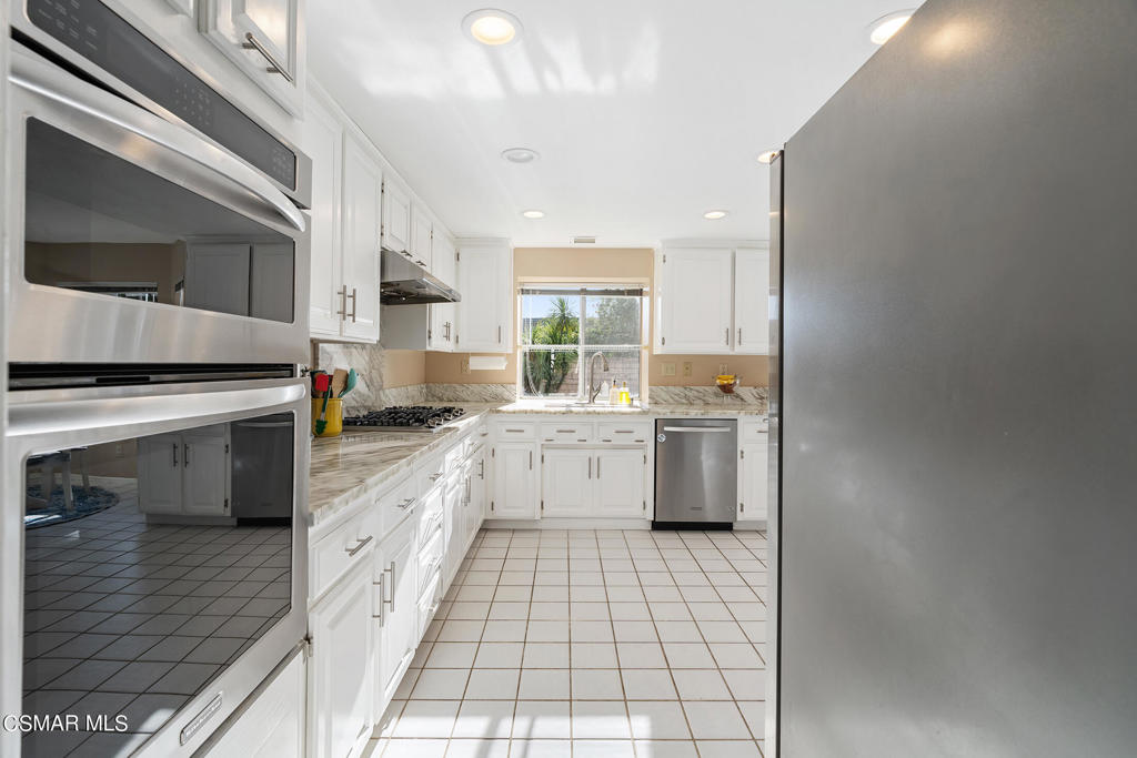 6080 Sunnycrest Drive