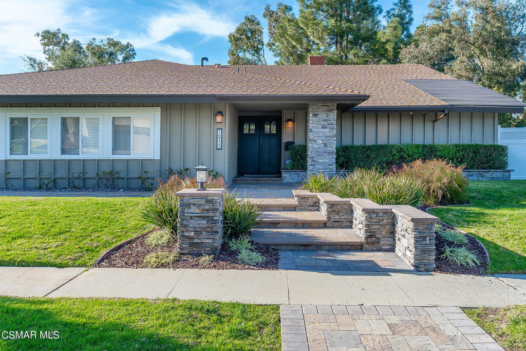 1911 Campbell Avenue