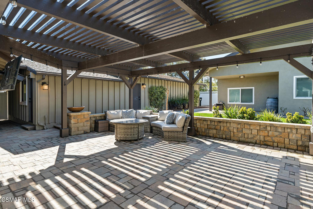 1911 Campbell Avenue