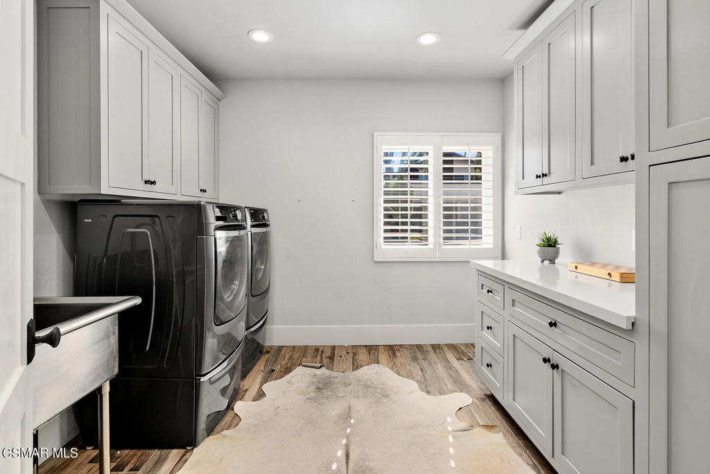 1911 Campbell Avenue